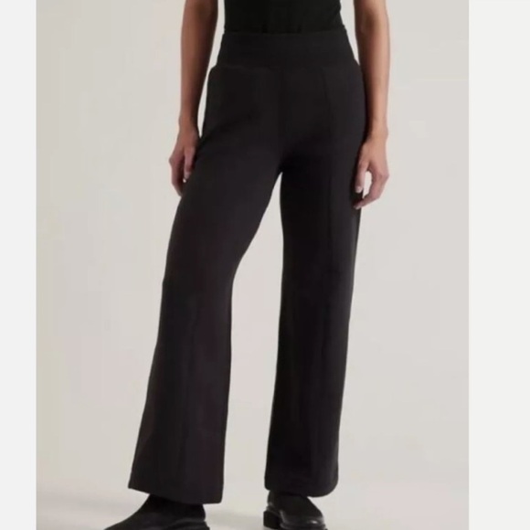 Athleta Pants - Athleta retro plush straight leg black sweatpants small